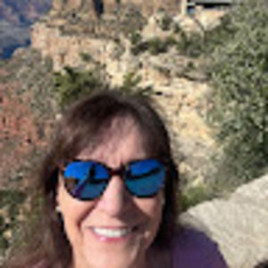 Meet your Posher, Pam